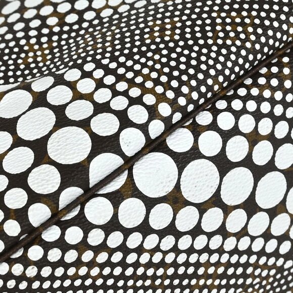 Louis Vuitton Monogram Waves Neverfull MM Tote Bag - Picture 6 of 10